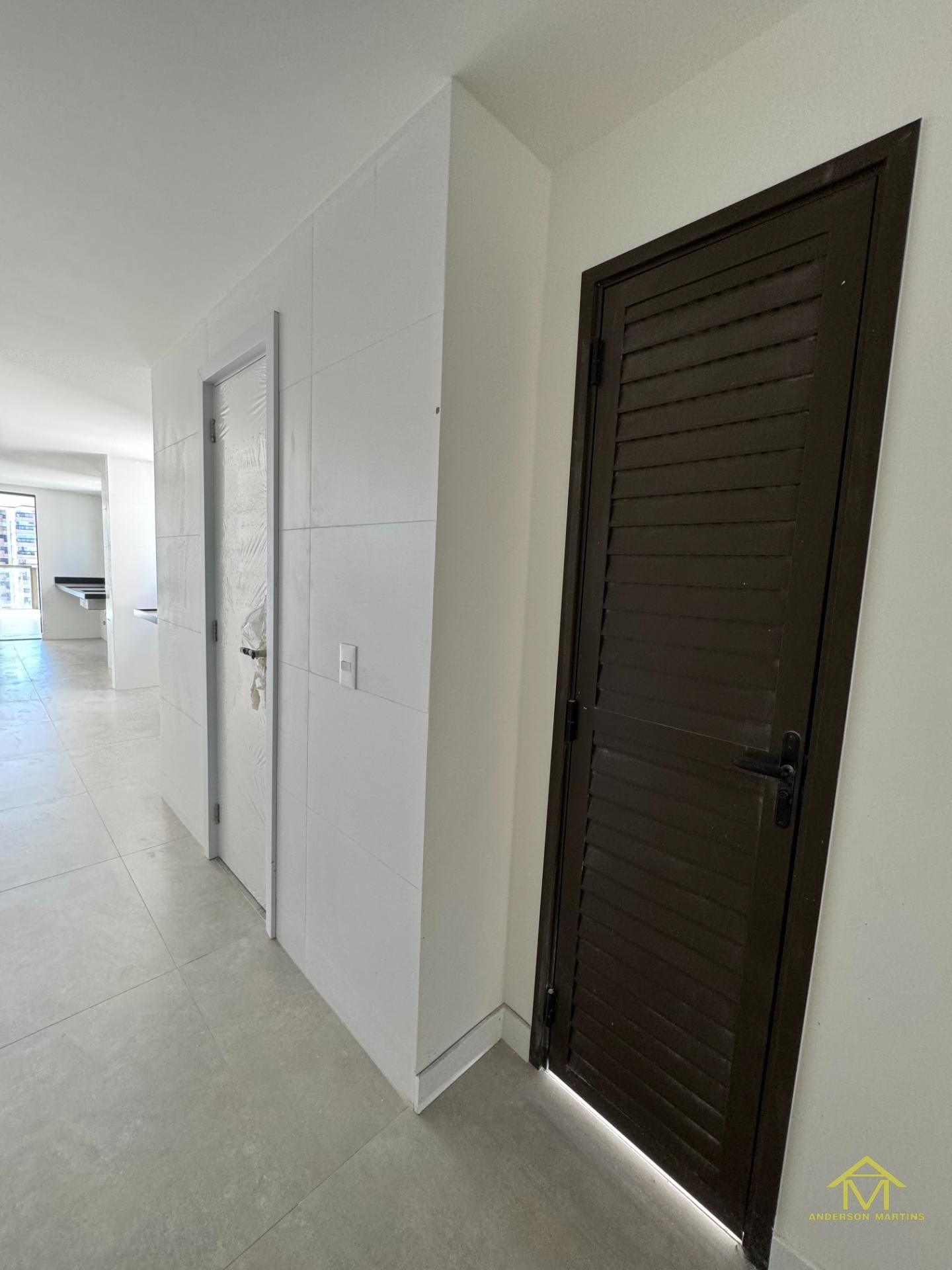 Apartamento à venda com 4 quartos, 6 banheiros, 4 vagas e 217m² no Praia do Canto, Vitória (ES) — foto 12 de 20