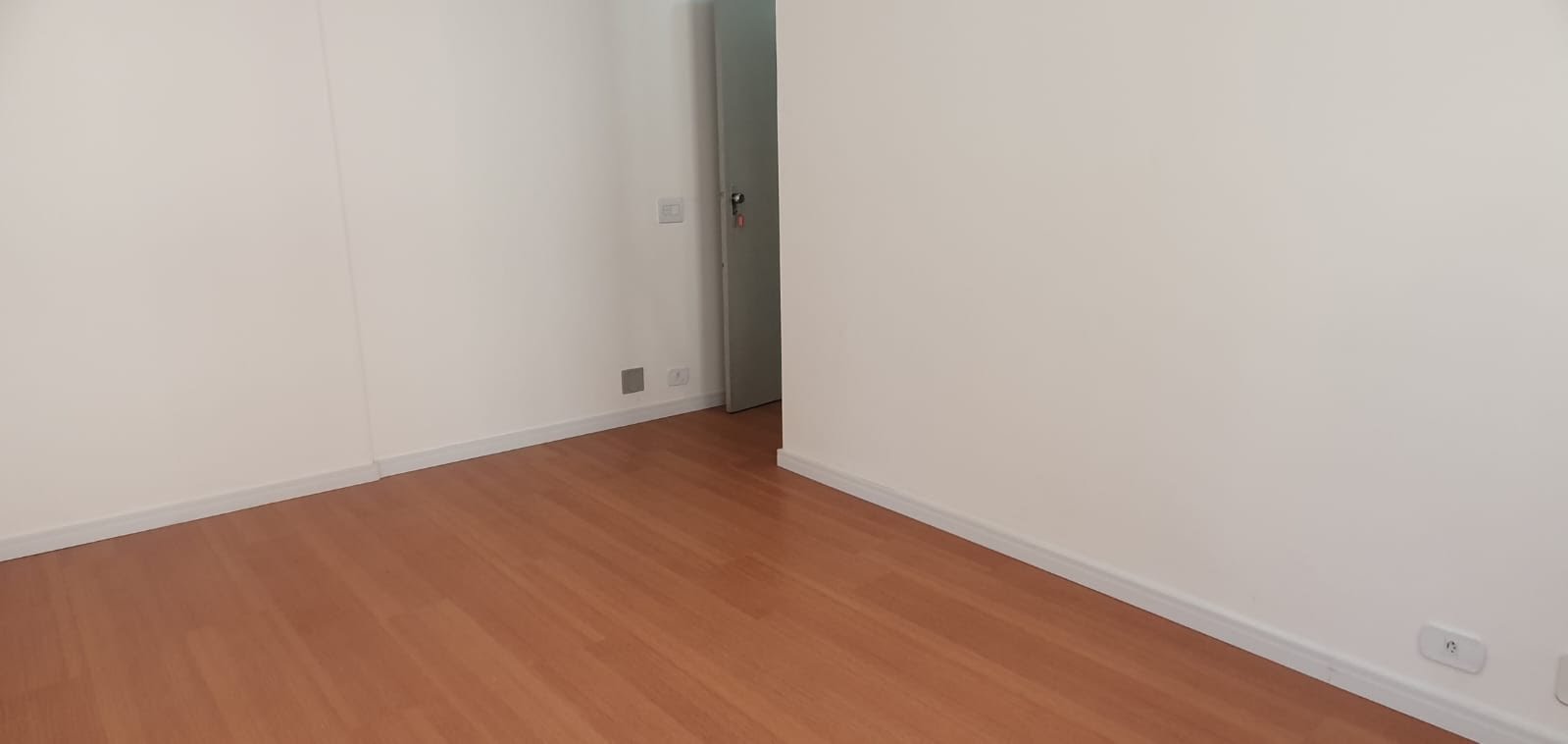 Apartamento à venda com 2 quartos, 1 banheiro, 1 vaga e 52m² no Cidade D'Abril, São Paulo (SP) — foto 8 de 20