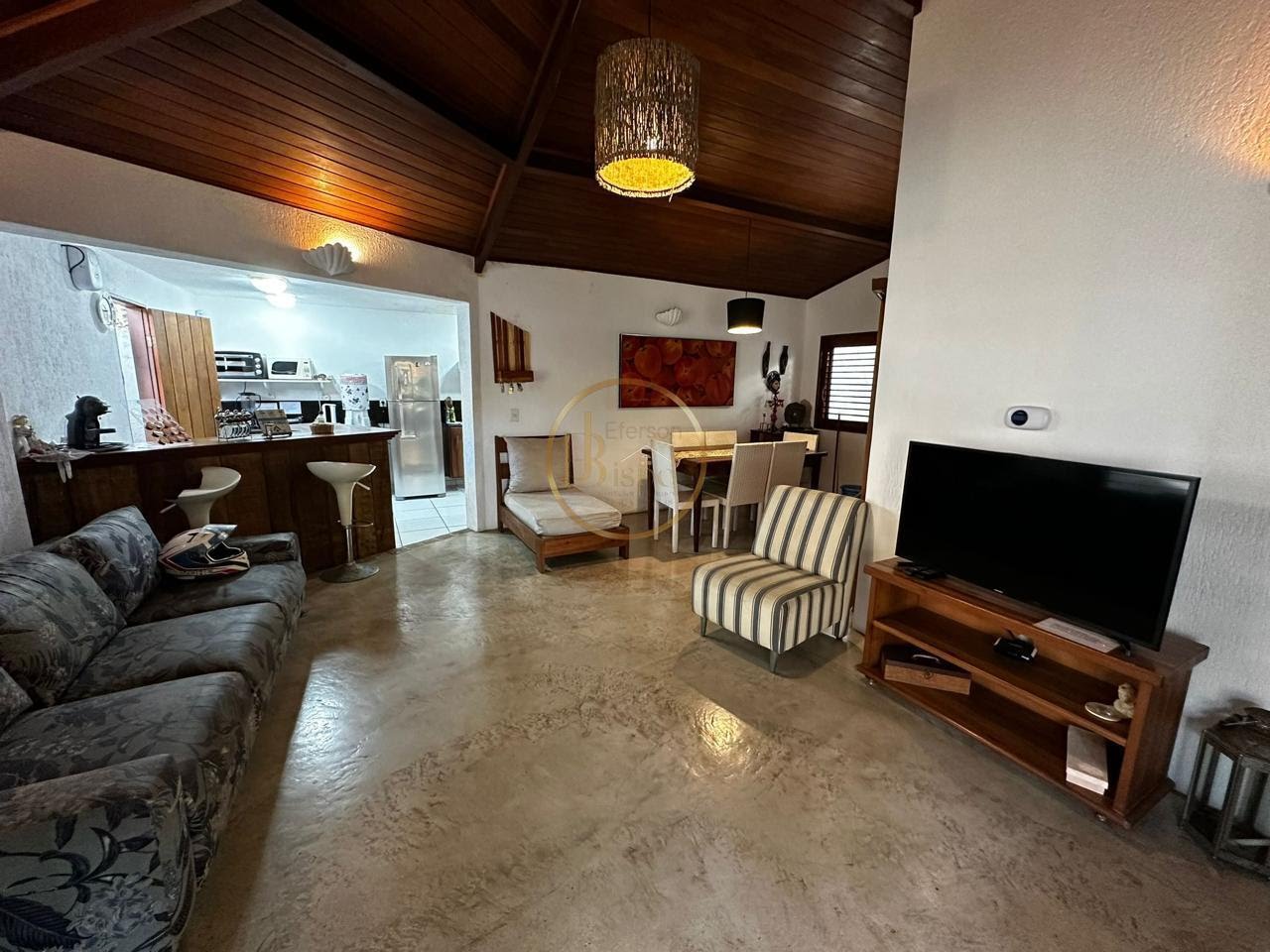 Casa à venda com 2 quartos, 2 banheiros, 2 vagas e 200m² no Arraial D'ajuda ( Estrada da Balsa ), Porto Seguro — foto principal