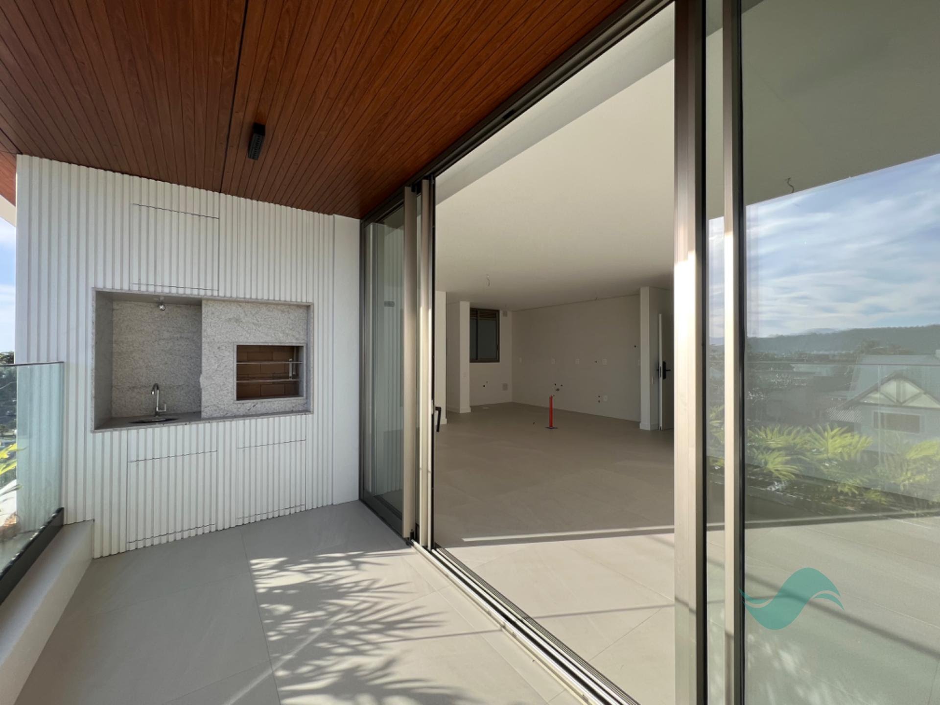 Apartamento à venda com 2 suítes, 1 vaga e 104m² no Jurerê Internacional, Florianópolis (SC) — foto 21 de 25
