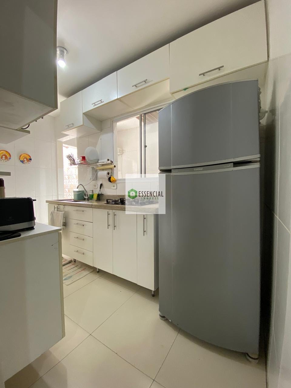 Cozinha com armários