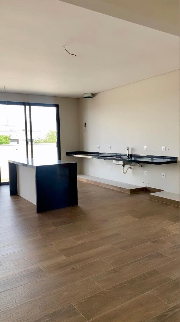 Casa à venda com 3 quartos, 3 suítes, 4 vagas e 250m² no Alphaville, Ribeirão Preto (SP) — foto 7 de 24