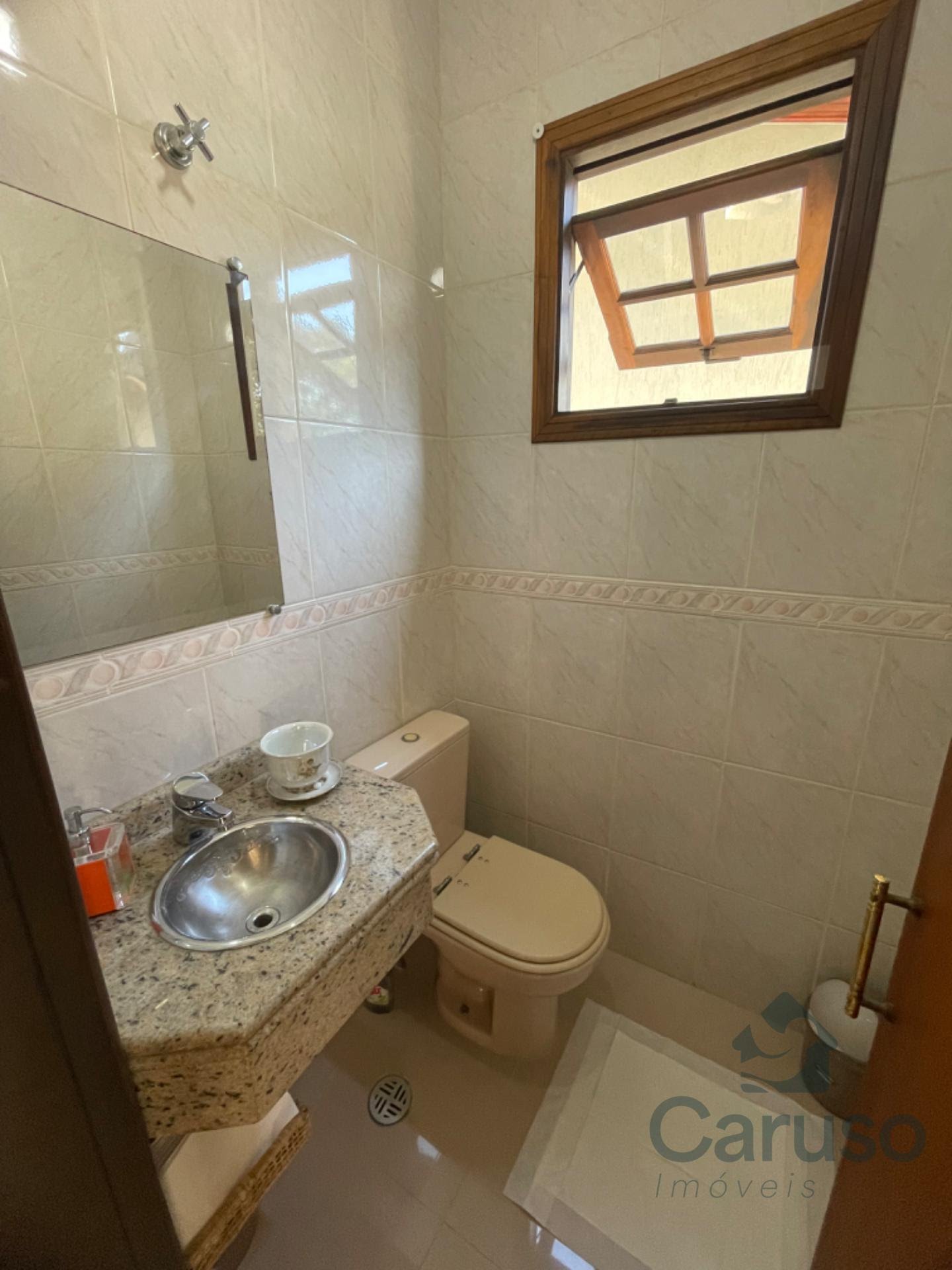 Casa à venda com 3 quartos, 1 suíte, 4 vagas e 200m² no Condomínio Arujazinho IV, Arujá (SP) — foto 4 de 24
