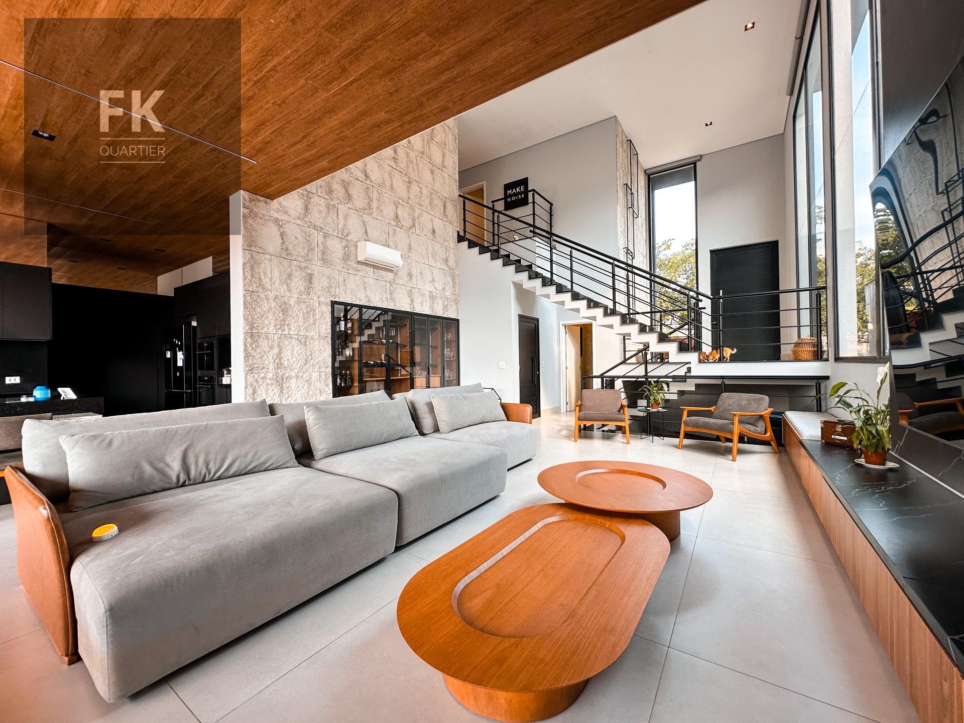 Casa à venda com 4 quartos, 4 suítes, 4 vagas e 347m² no Cidade Tamboré, Santana de Parnaíba (SP) — foto 8 de 30