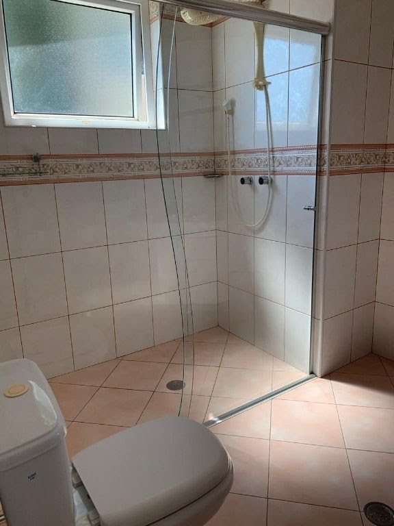 Casa à venda com 4 quartos, 4 suítes, 8 vagas e 400m² no Arujázinho I, II e III, Arujá (SP) — foto 21 de 30