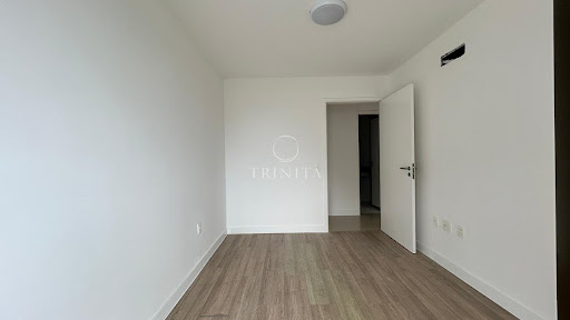 quarto-trinitaimobiliaria-elos-ilhapura