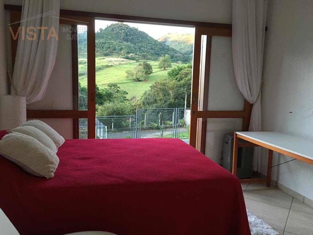 Casa à venda com 4 quartos, 2 suítes, 3 vagas e 280m² no Fonte Platina, Águas da Prata (SP) — foto 8 de 12