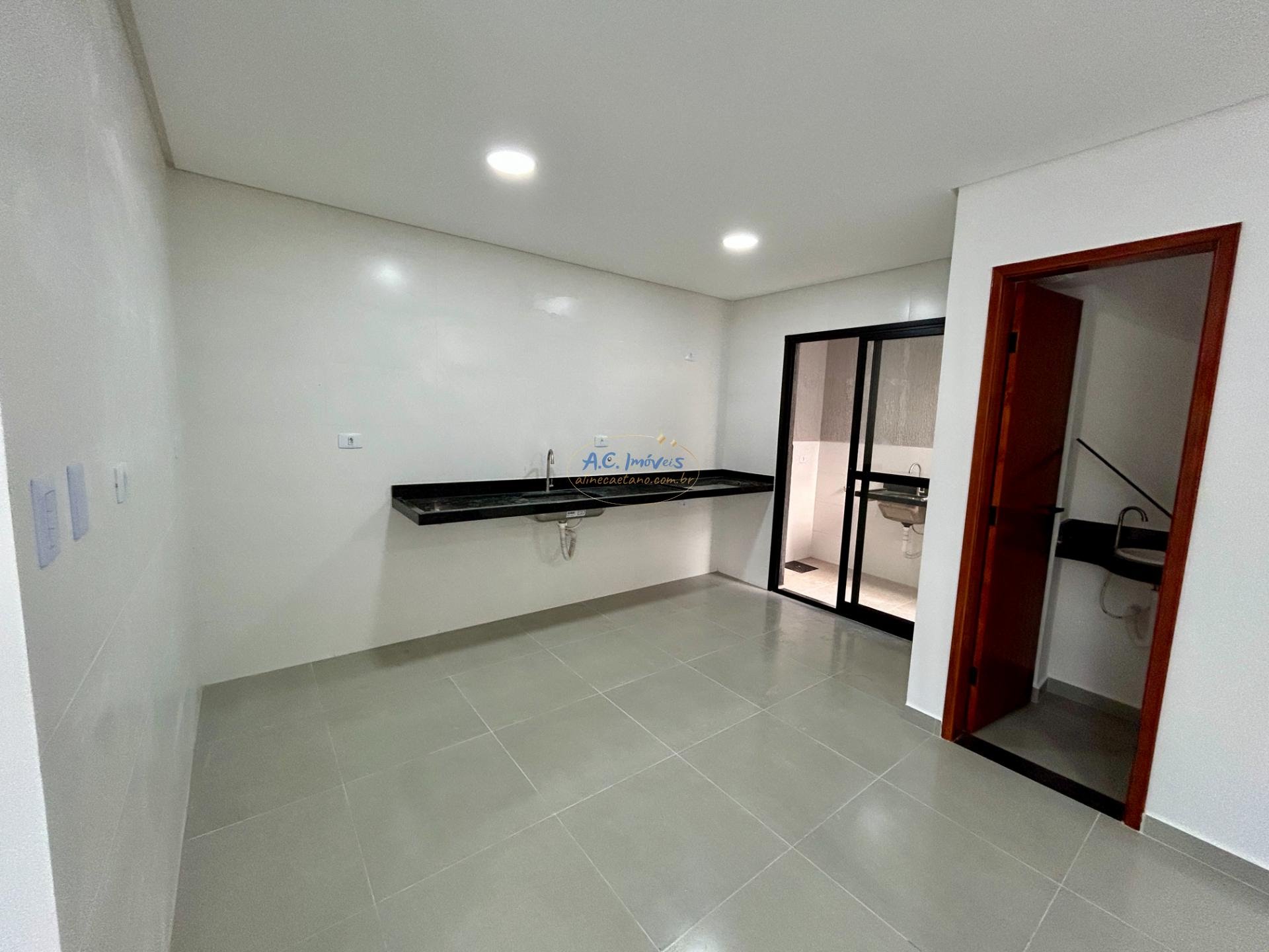 Casa à venda com 2 quartos, 2 suítes, 1 vaga e 60m² no Jardim Melvi, Praia Grande (SP) — foto 25 de 30