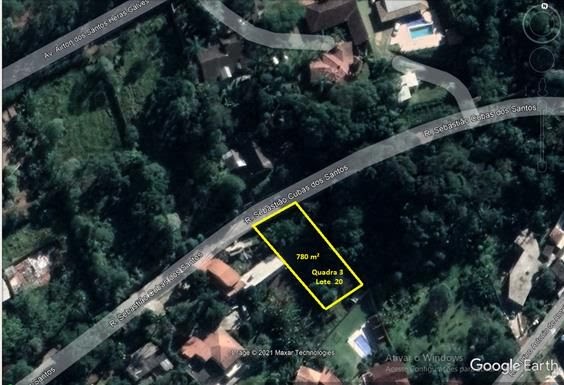 Terreno à venda com 780m² de terreno no Jardim Santo Antônio, Arujá — foto principal