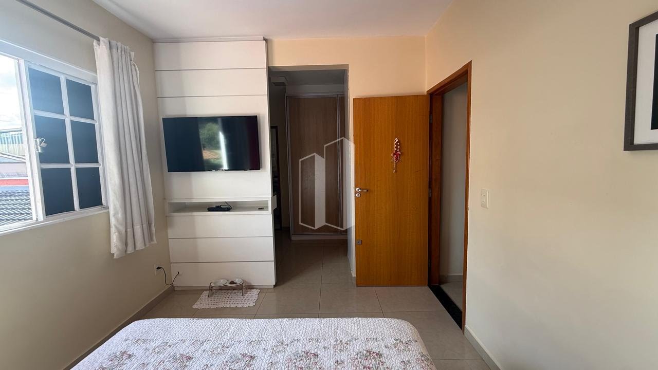 Casa à venda com 3 quartos, 3 suítes, 4 vagas e 292m² no Vila Rosa, Goiânia (GO) — foto 16 de 29