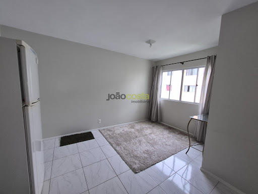 Apartamento à Venda em Palhoça: 2 Dormitórios, 54m²