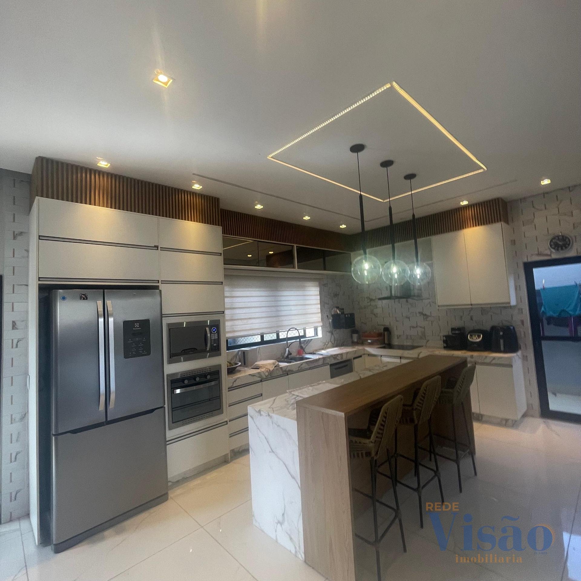 Casa à venda com 4 suítes, 2 vagas e 450m² no Paracatuzinho, Paracatu (MG) — foto 21 de 30