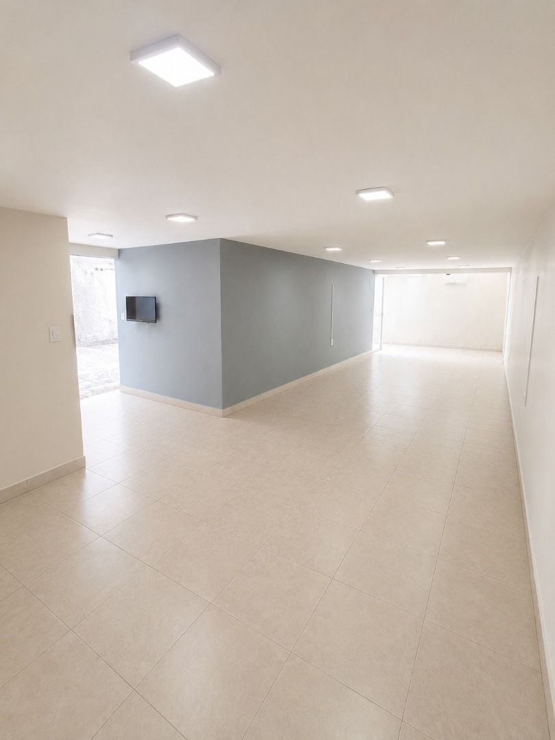 Casa à venda com 3 banheiros e 220m² no San Martin, Recife — foto principal