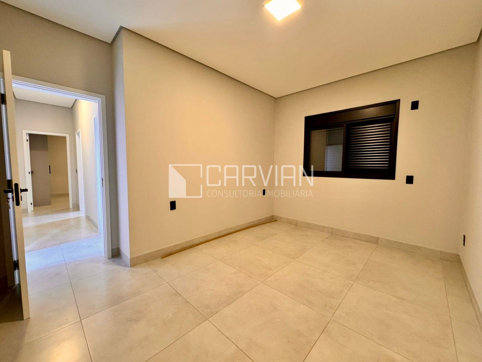 Casa à venda com 3 quartos, 1 suíte, 4 vagas e 258m² no Bomfim Paulista, Ribeirão Preto (SP) — foto 28 de 30