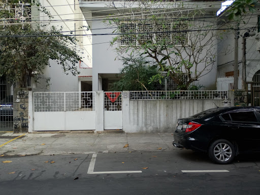 "Casa à Venda em Urca, RJ: 3 Dormitórios e 404m² por R$ 2,95M"