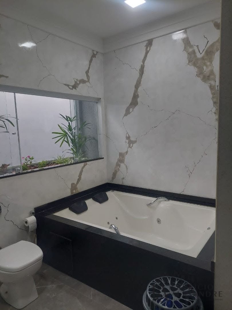 Casa à venda com 3 quartos, 3 suítes, 4 vagas e 223m² no Residencial Gaivota I, São José do Rio Preto (SP) — foto 2 de 11