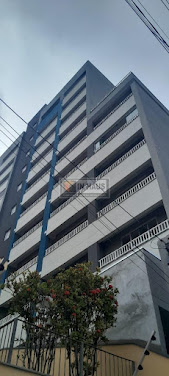 Alugue Studio, com sacada, banheiro com ventilação natural Prox Metro e Shopping Santa Cruz