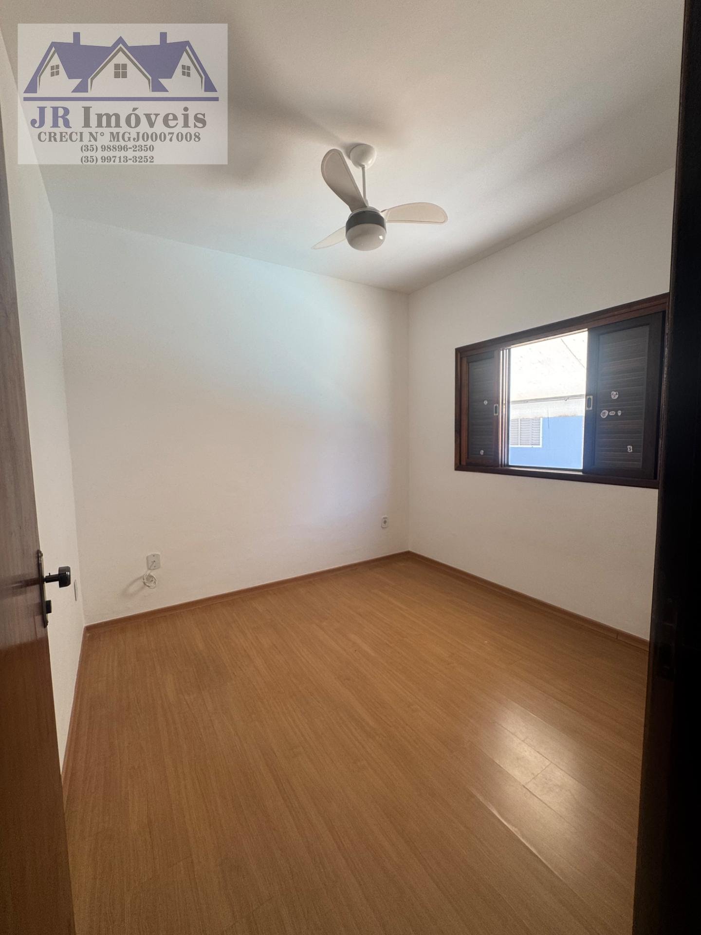 Casa à venda com 3 quartos, 1 suíte, 1 vaga e 360m² no Nossa Senhora da Agonia, Itajubá (MG) — foto 25 de 30
