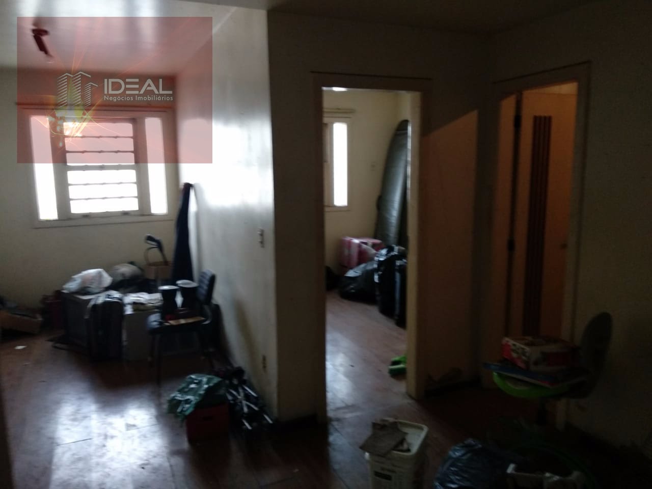 Casa Duplex com aptidão de ser Comercial e Residencial - Térreo Comercial Sala
