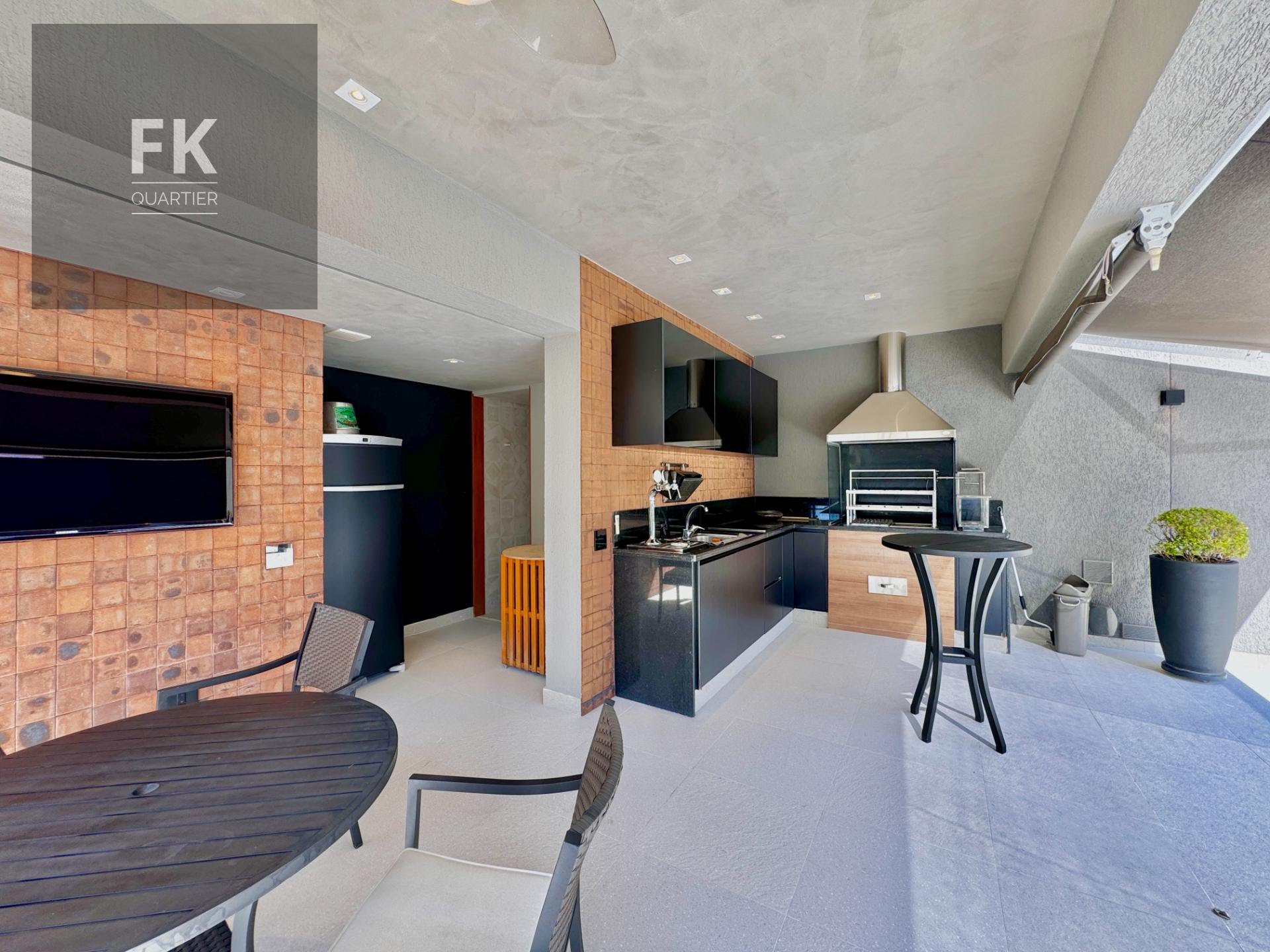 Casa à venda com 5 quartos, 5 suítes, 4 vagas e 500m² no Alphaville Residencial Dois, Barueri (SP) — foto 3 de 30