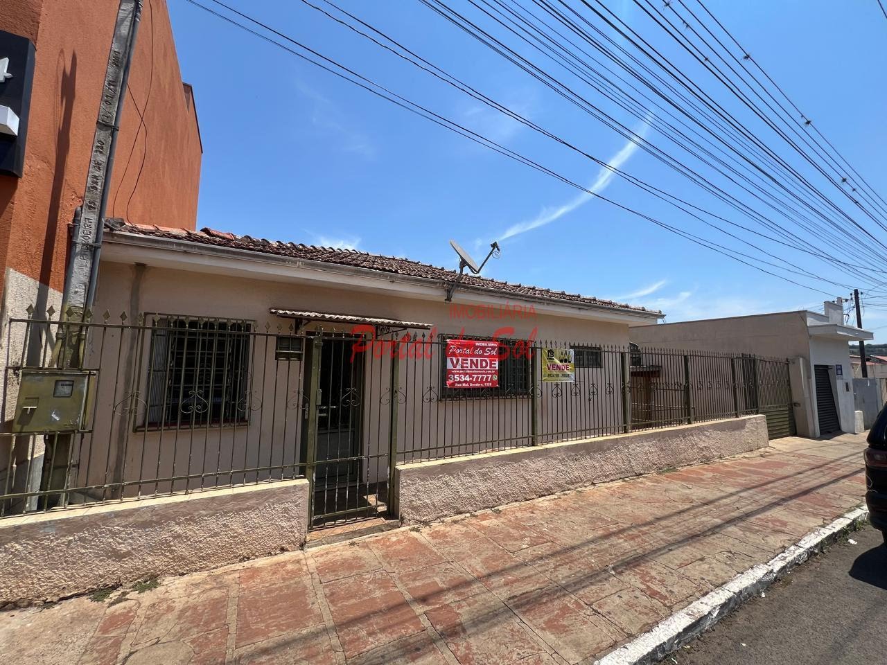 Casa à venda com 3 quartos, 2 banheiros e 180m² no Vila São Pedro, Santo Antônio da Platina — foto principal