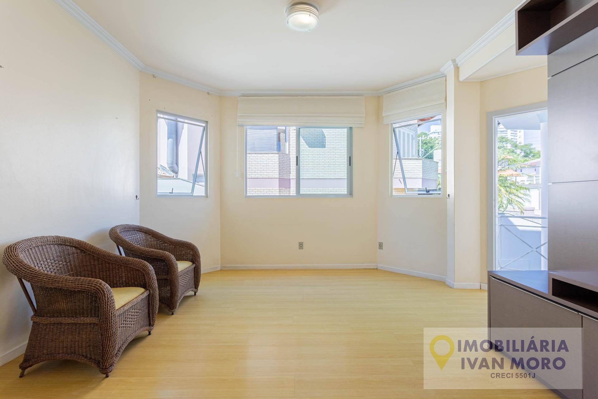 Casa à venda com 5 quartos, 2 suítes, 5 vagas e 284m² no João Paulo, Florianópolis (SC) — foto 3 de 30