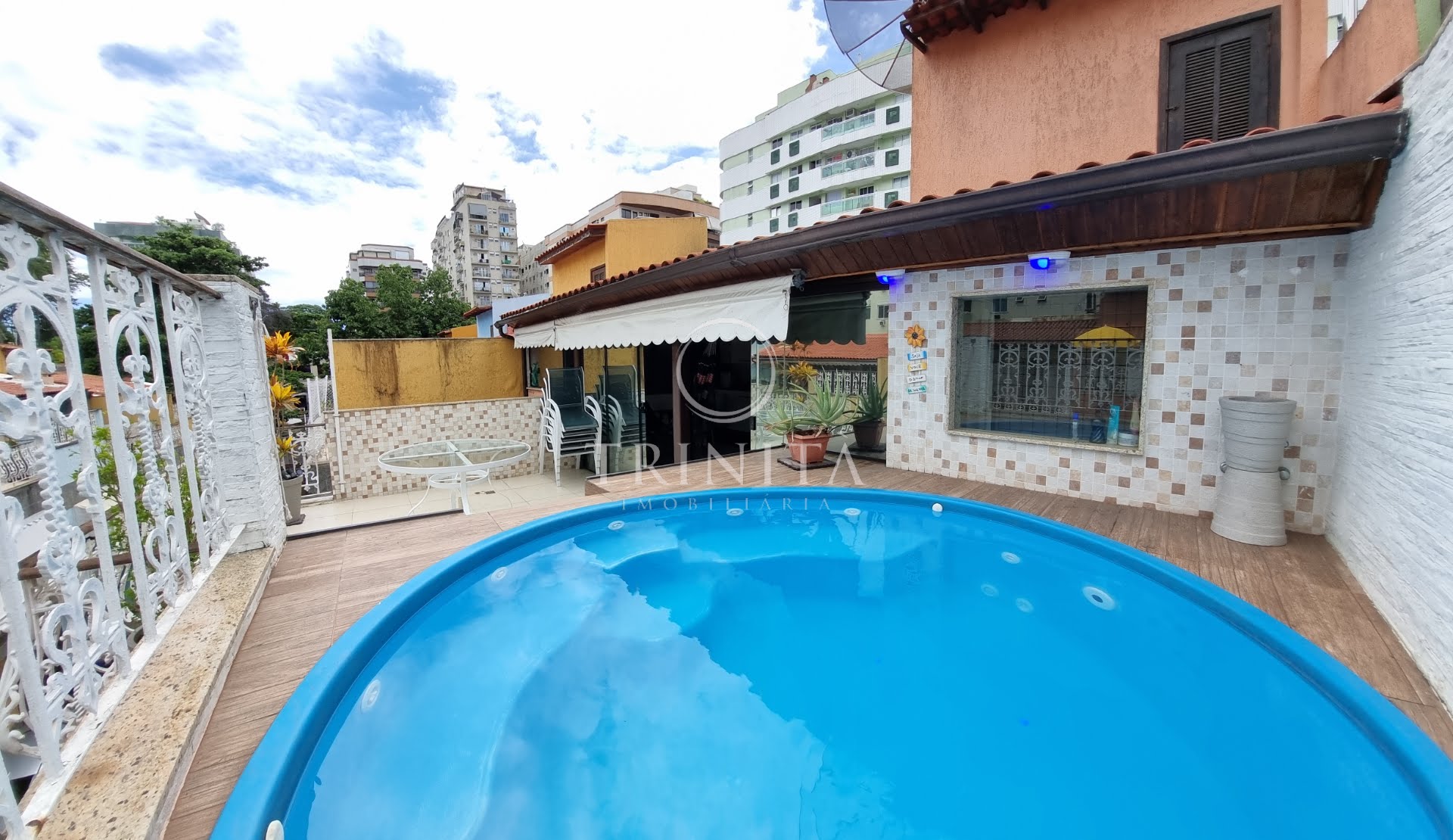 VILAR DOS SONHOS - PISCINA  - TRINITÁ IMOBILIÁRIA