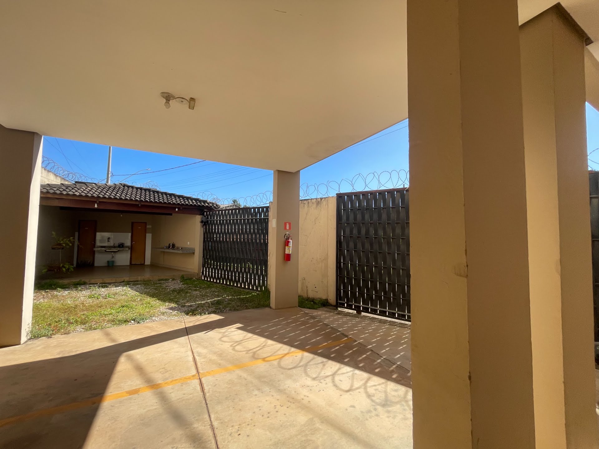 Apartamento à venda com 2 quartos, 1 banheiro, 2 vagas e 70m² no Cidade, Paracatu (MG) — foto 19 de 23