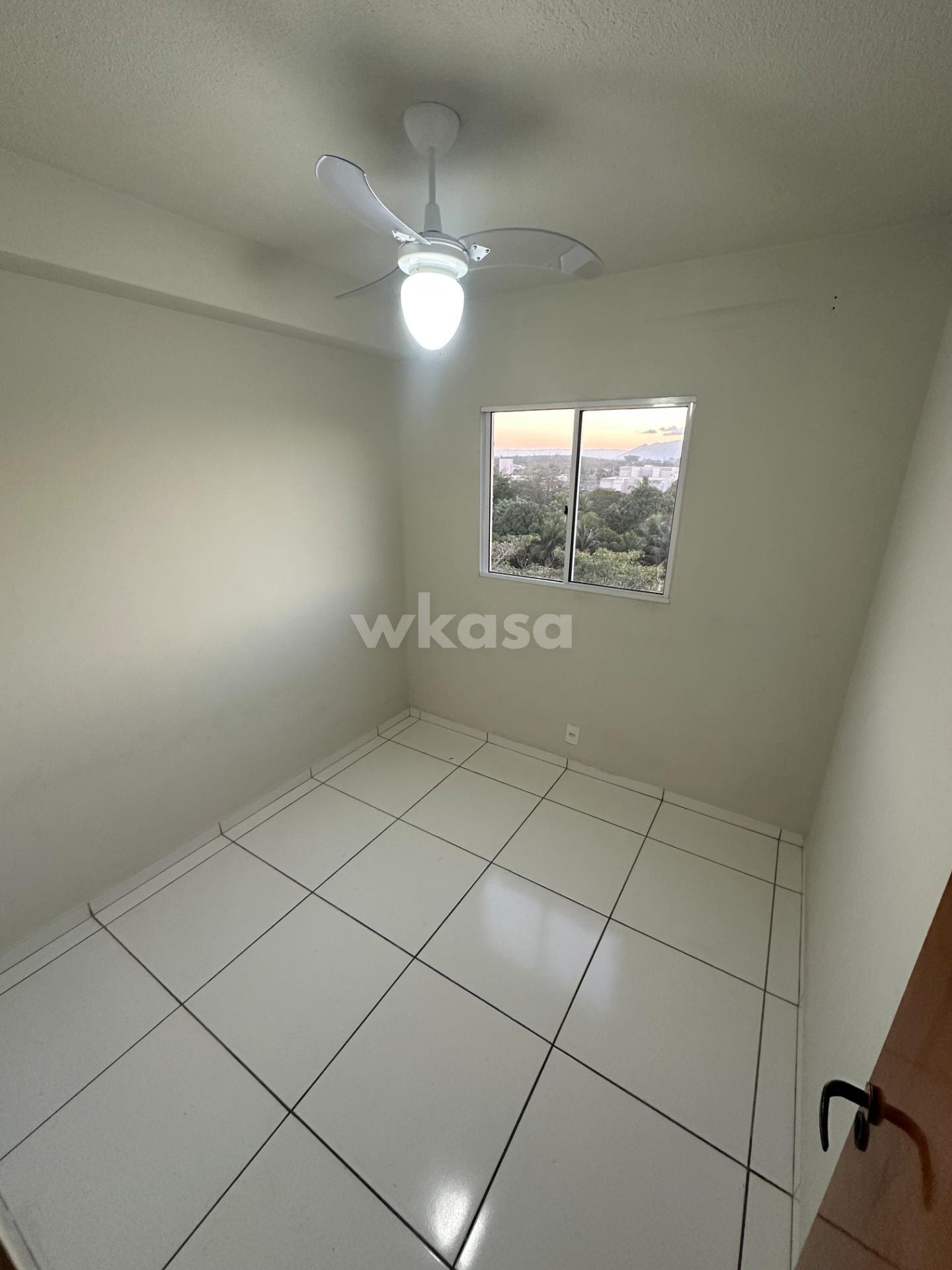 Apartamento à venda com 2 quartos, 1 banheiro e 46m² no Ourimar, Serra (ES) — foto 2 de 10