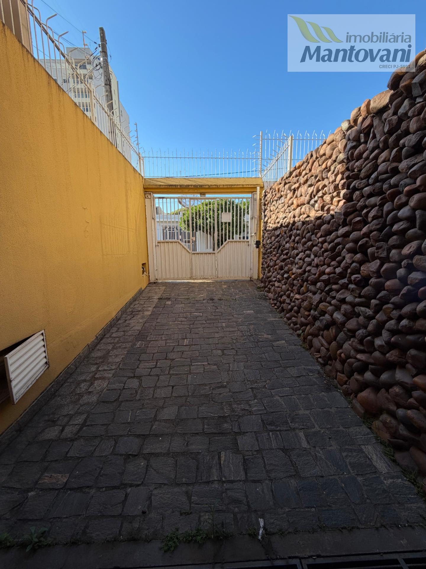 Casa à venda com 3 quartos, 1 suíte, 2 vagas e 322m² no Centro, Tatuí (SP) — foto 4 de 30