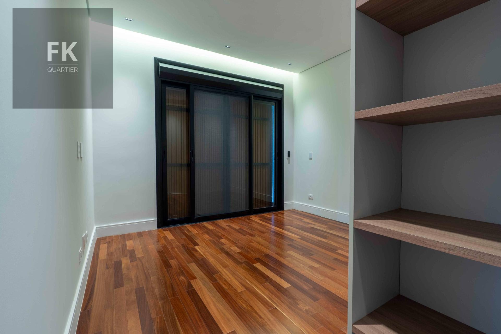 Casa à venda com 4 quartos, 4 suítes, 4 vagas e 427m² no Colinas da Anhangüera, Santana de Parnaíba (SP) — foto 11 de 30