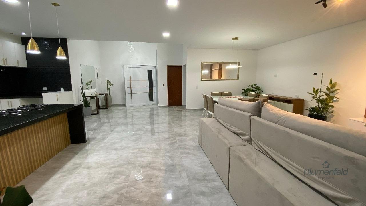 Casa à venda com 3 quartos, 3 suítes e 2200m² no Arujá Hills III, Arujá (SP) — foto 24 de 30