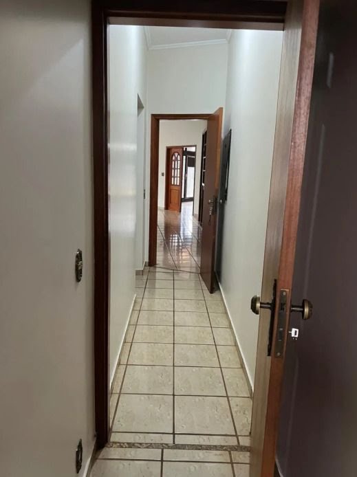 Casa à venda com 3 quartos, 3 suítes, 6 vagas e 295m² no Parque Residencial Cidade Universitária, Ribeirão Preto (SP) — foto 6 de 13