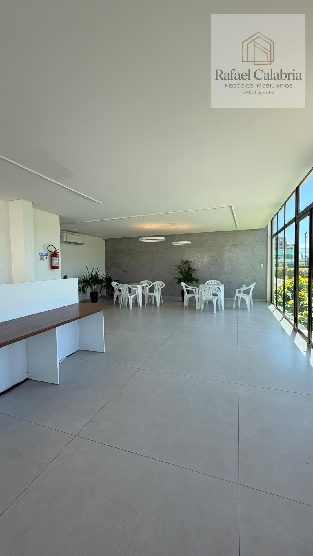 Apartamento à venda com 1 quarto, 1 banheiro, 1 vaga e 57m² no Carneiros, Tamandaré (PE) — foto 2 de 30