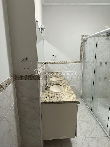 Casa, 4 quartos, 268 m² - Foto 47