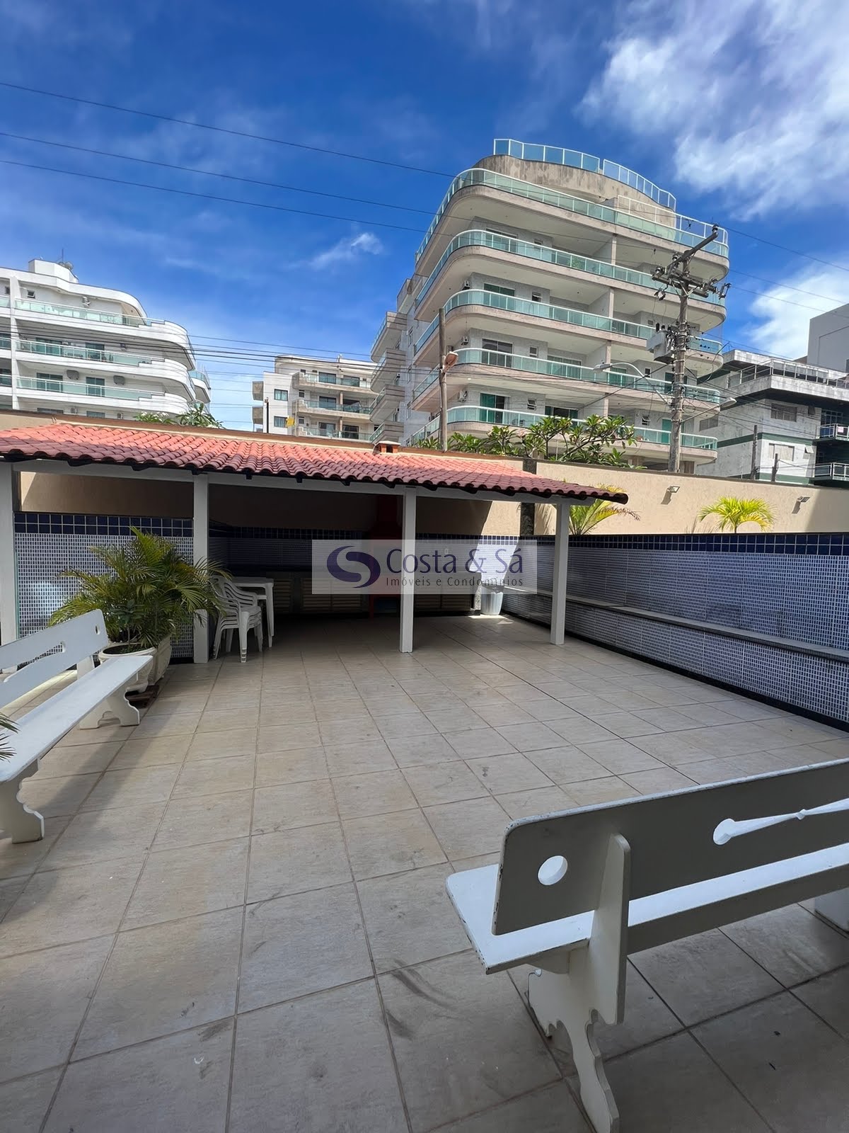 Apartamento à venda com 3 quartos, 2 banheiros, 1 vaga e 98m² no Braga, Cabo Frio — foto principal