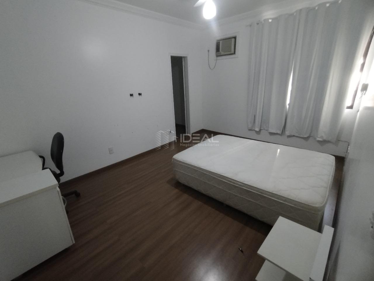 Casa à venda com 4 quartos, 2 suítes, 3 vagas e 198m² no Centro, Campos dos Goytacazes (RJ) — foto 14 de 29