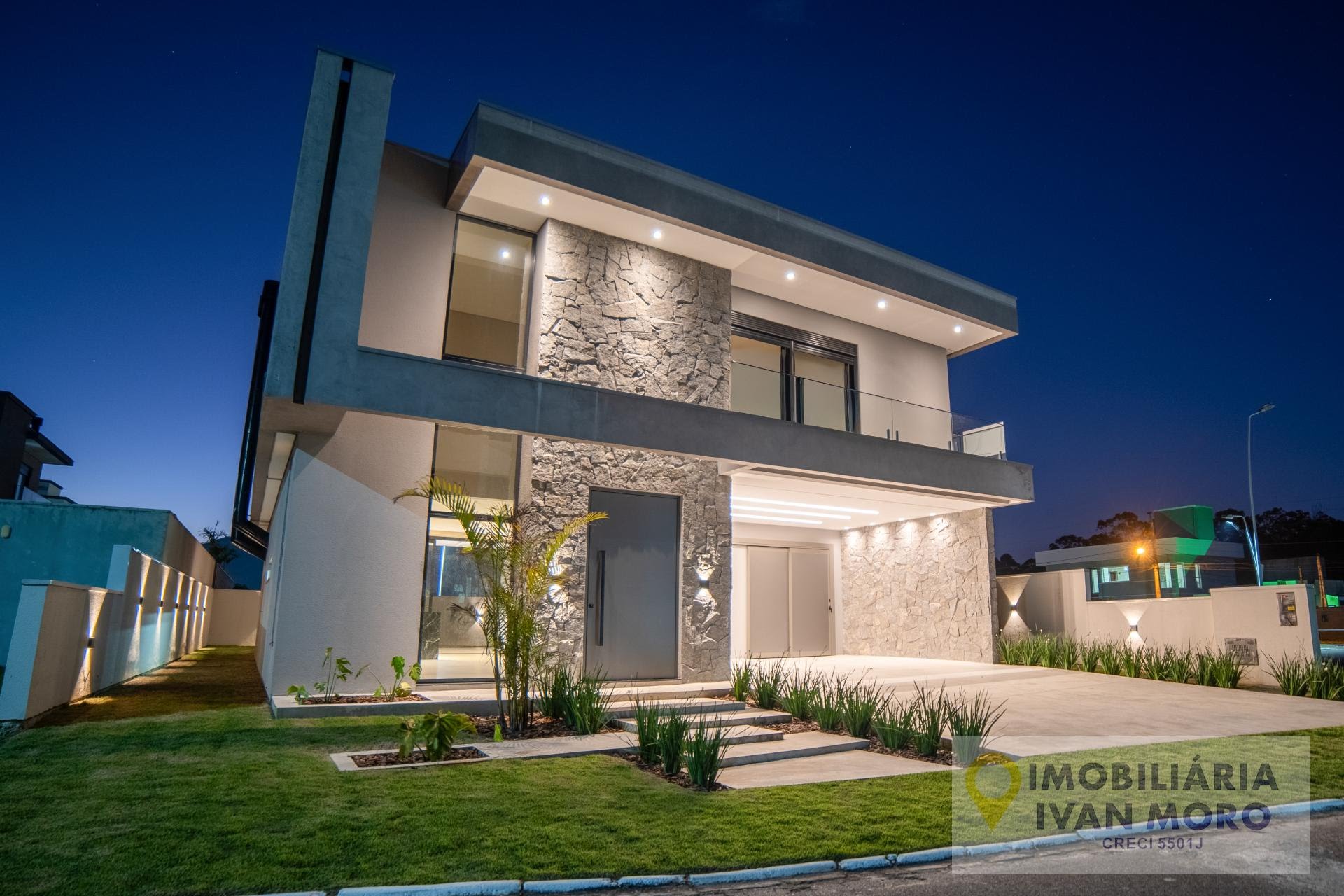 Casa à venda com 4 quartos, 4 suítes, 4 vagas e 261m² no São João do Rio Vermelho, Florianópolis (SC) — foto 27 de 30