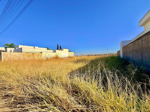 Lote / Terreno em Residencial Village  -  Catalão