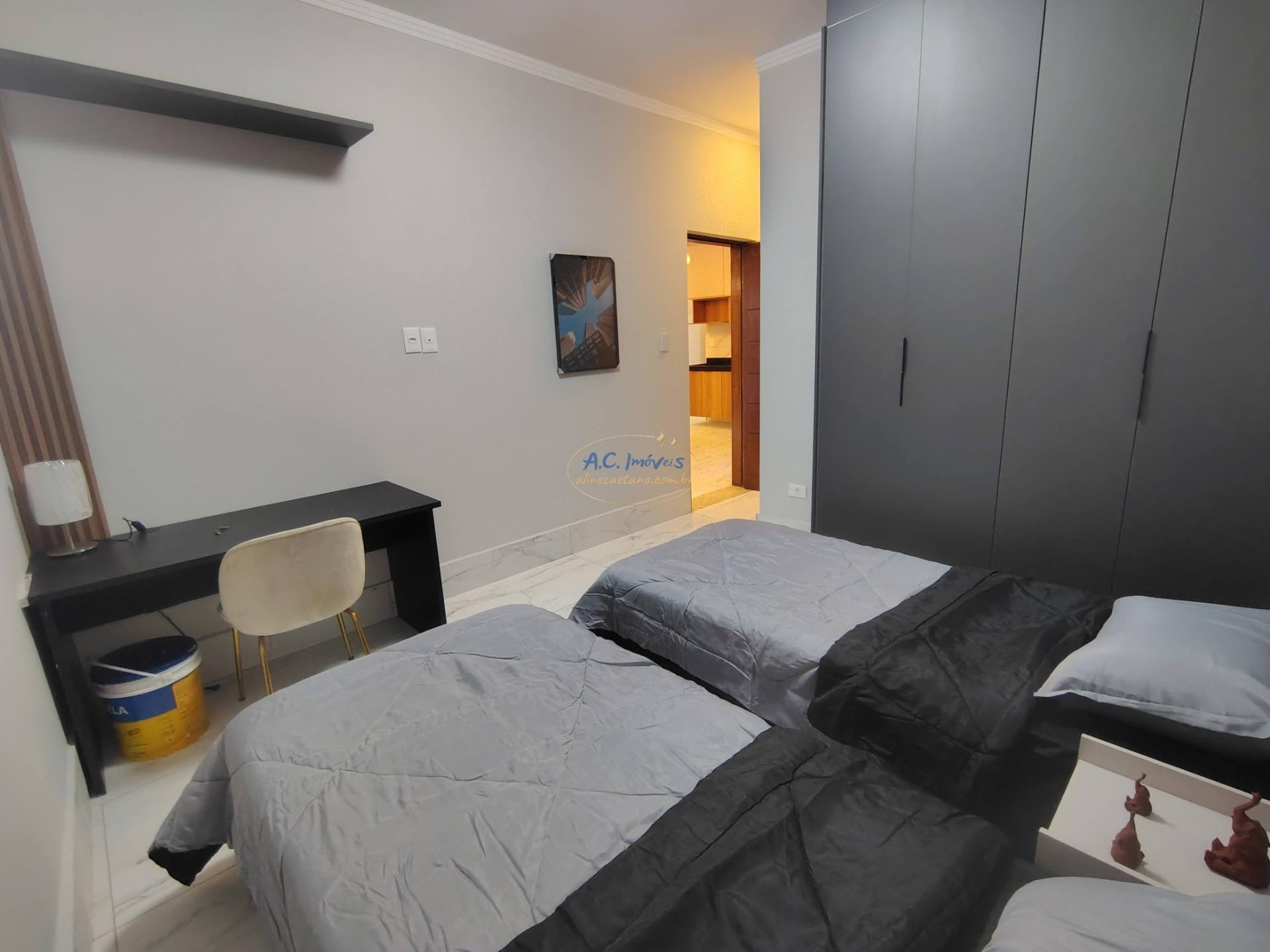 Casa à venda com 3 quartos, 2 suítes, 2 vagas e 157m² no Vila Caiçara, Praia Grande (SP) — foto 17 de 30