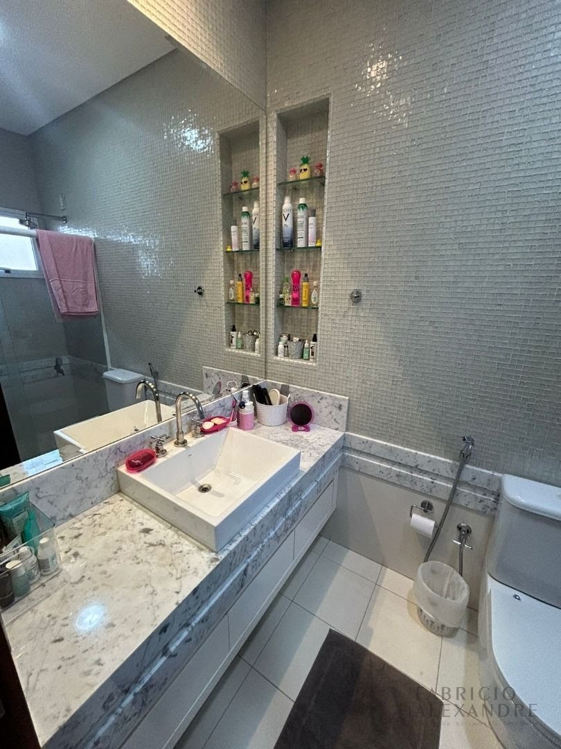 Casa à venda com 4 quartos, 4 suítes, 6 vagas e 670m² no Village Santa Helena, São José do Rio Preto (SP) — foto 13 de 30