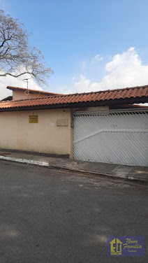 Casa à Venda ou Aluguel em Guarulhos: 2 Quartos, 2 Banheiros
