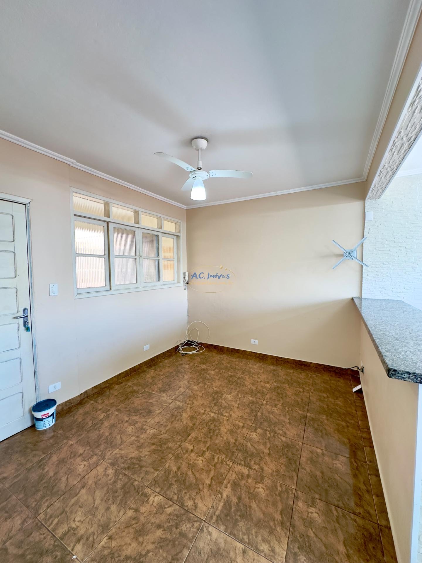 Apartamento à venda com 1 quarto, 1 banheiro, 1 vaga e 41m² no Vila Tupi, Praia Grande (SP) — foto 5 de 10