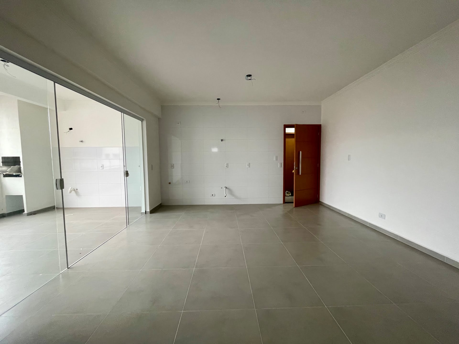 Apartamento à venda com 2 quartos, 1 suíte, 1 vaga e 71m² no Itaguá, Ubatuba (SP) — foto 7 de 9