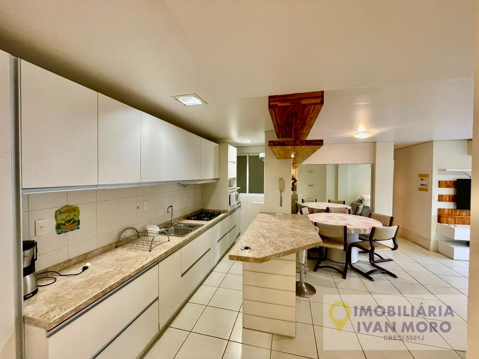 Apartamento à venda com 3 quartos, 2 banheiros, 1 vaga e 80m² no Cachoeira do Bom Jesus, Florianópolis — foto principal