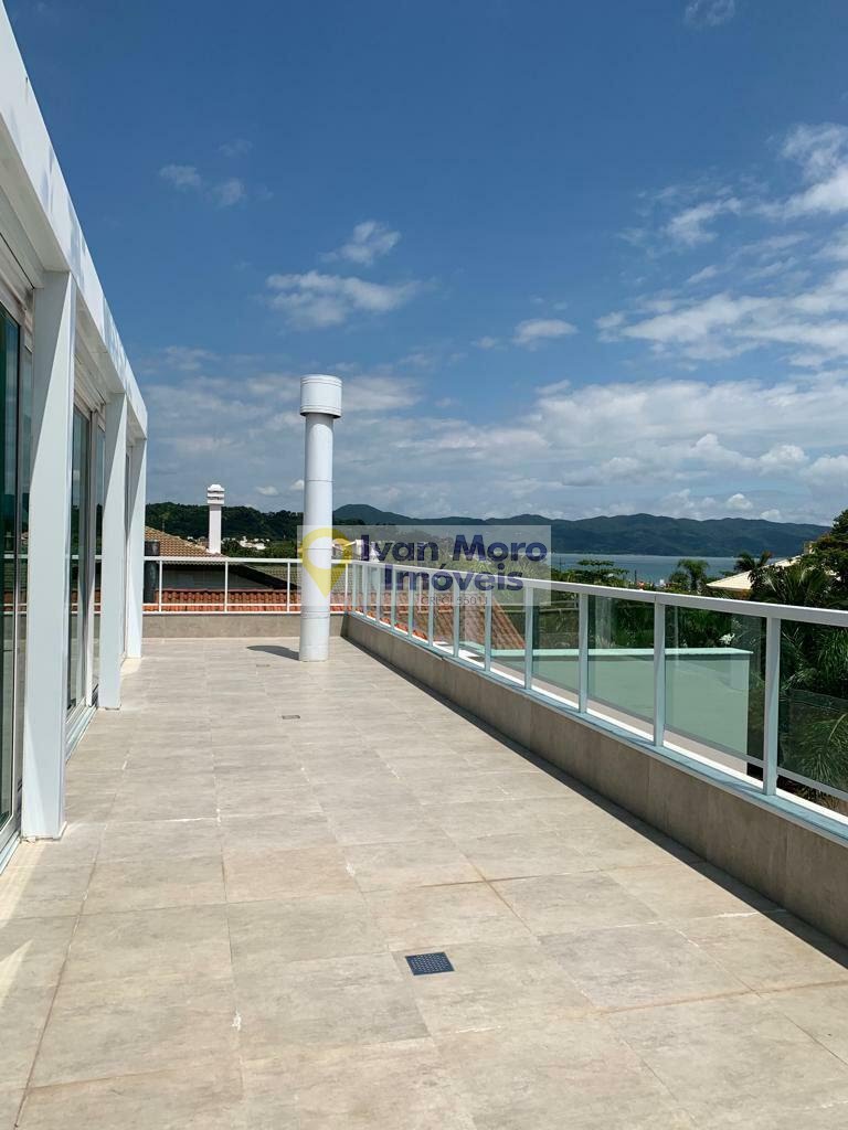 Casa à venda com 8 quartos, 7 suítes, 10 vagas e 950m² no Jurerê Internacional, Florianópolis (SC) — foto 17 de 30