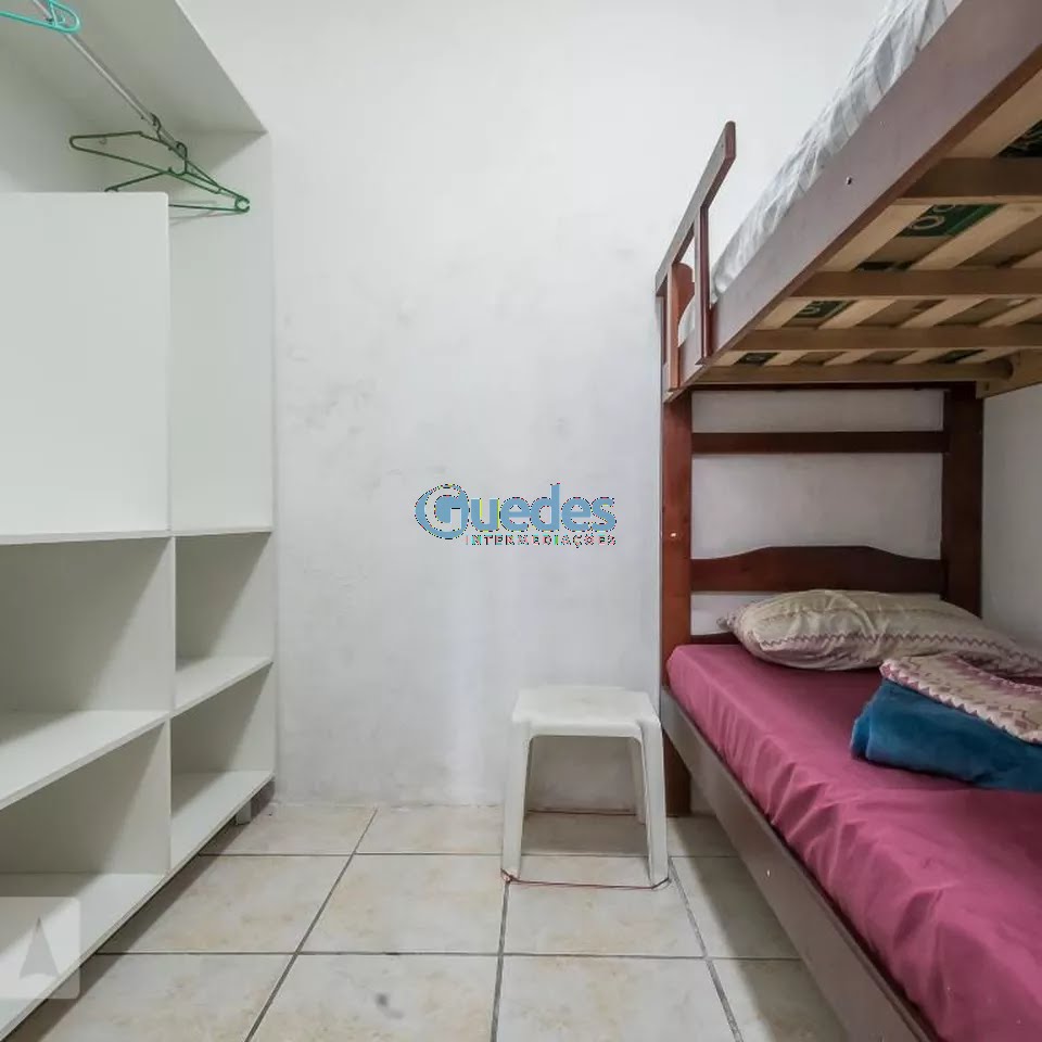 Casa à venda com 7 quartos, 1 suíte, 2 vagas e 250m² no Santo Amaro, São Paulo (SP) — foto 25 de 30