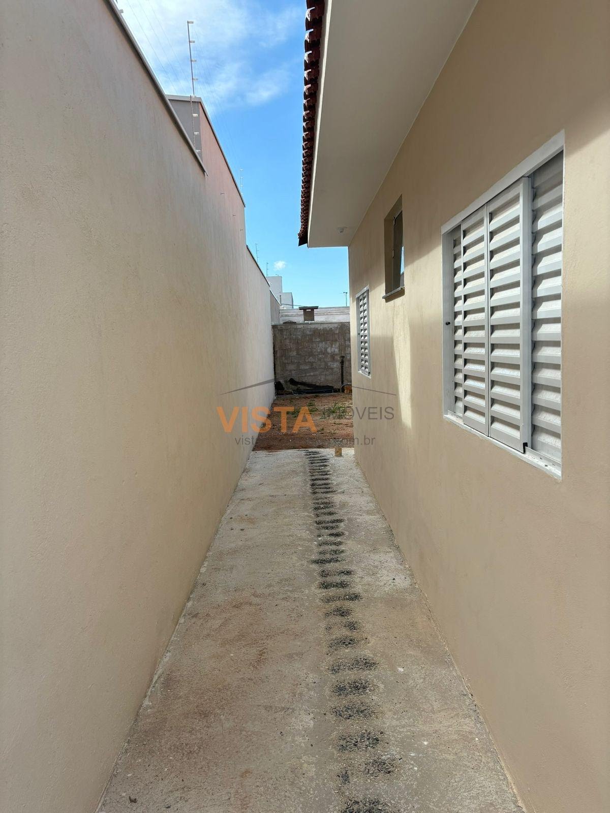 Casa à venda com 2 quartos, 1 banheiro, 2 vagas e 56m² no Jardim dos Jacarandás Fase 1, São João da Boa Vista (SP) — foto 7 de 11
