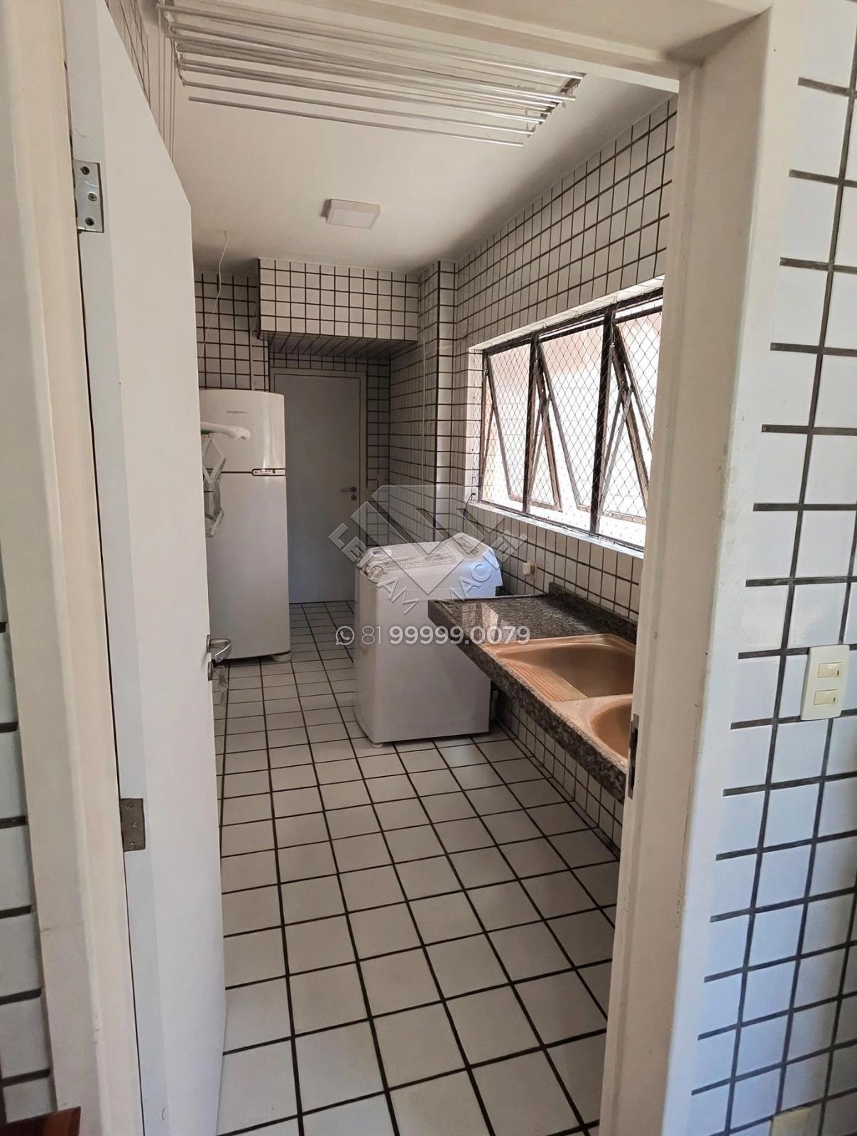 Compre Apartamento 3 quartos à venda em Boa Viagem, Recife, pertinho da praia. 145m², varanda, lazer completo e 2 vagas. Agende sua visita com Leicam Maciel!