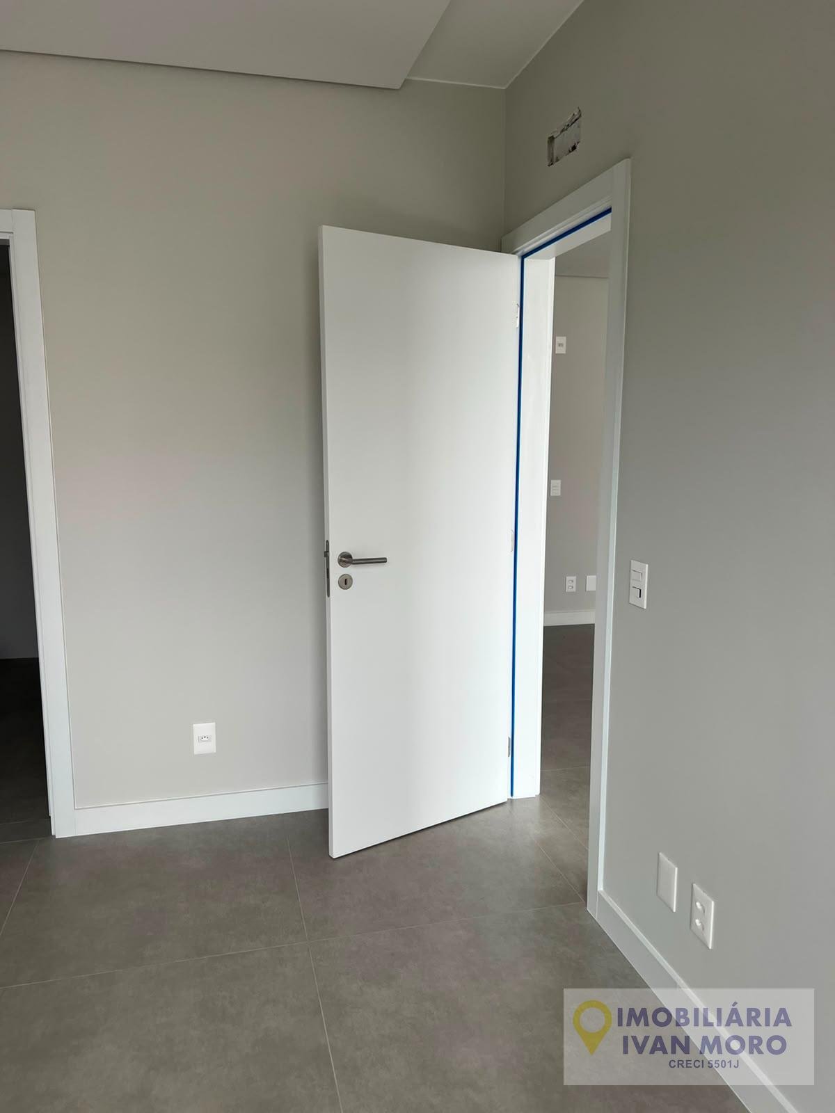 Apartamento à venda com 2 quartos, 2 suítes, 2 vagas e 74m² no Jurerê, Florianópolis (SC) — foto 16 de 24